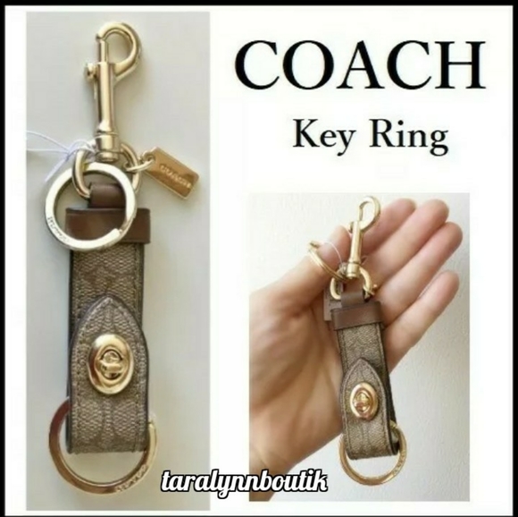 🐎Coach|Signature Key Fob🐎 - Picture 1 of 8